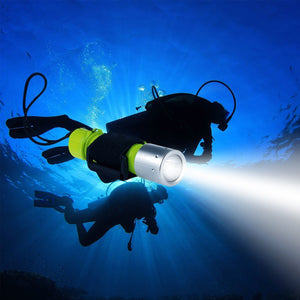 Q5 Diving LED Flashlight Waterproof Torch